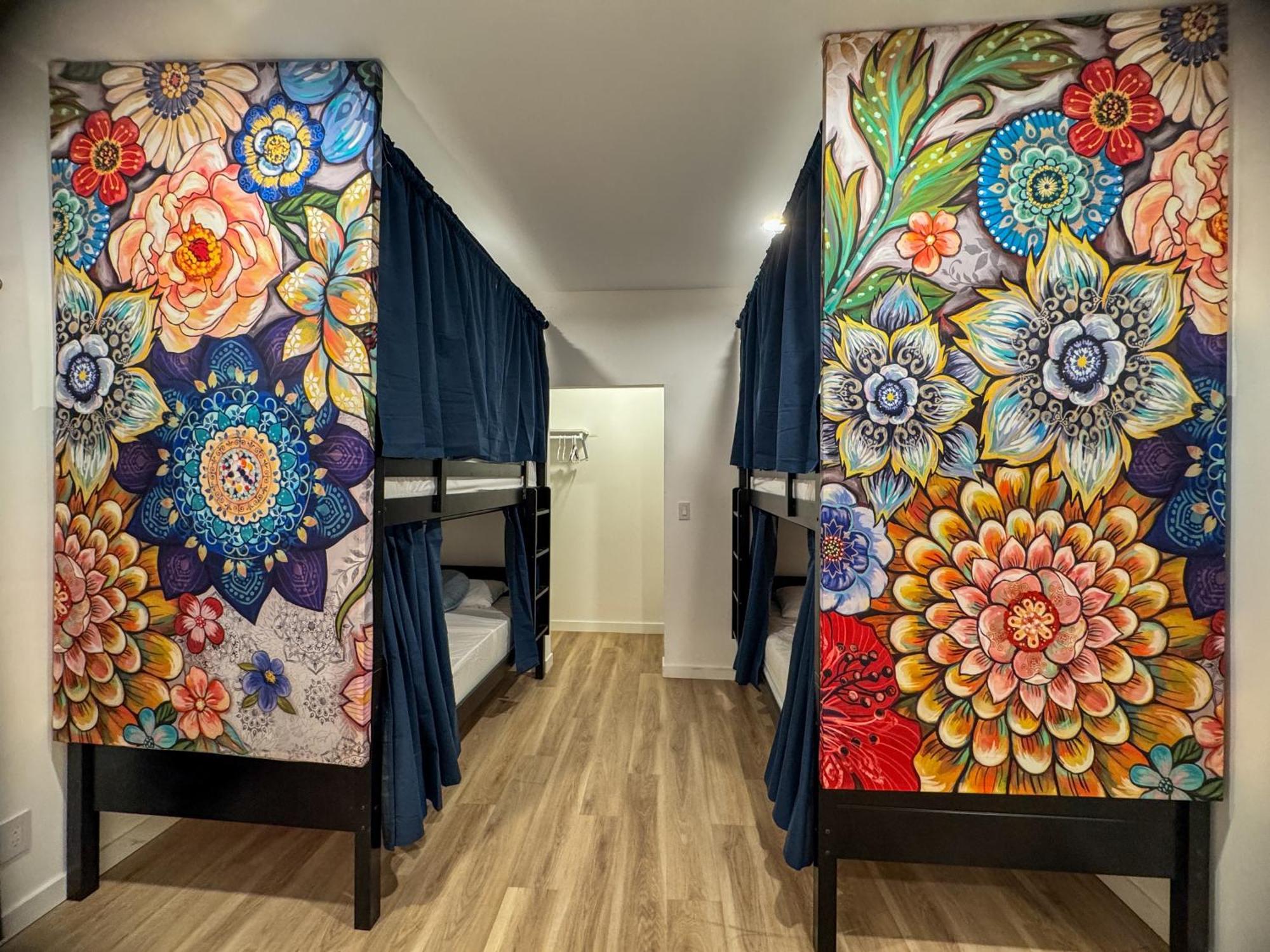 Echo Zen Hostel Los Angeles Exterior photo